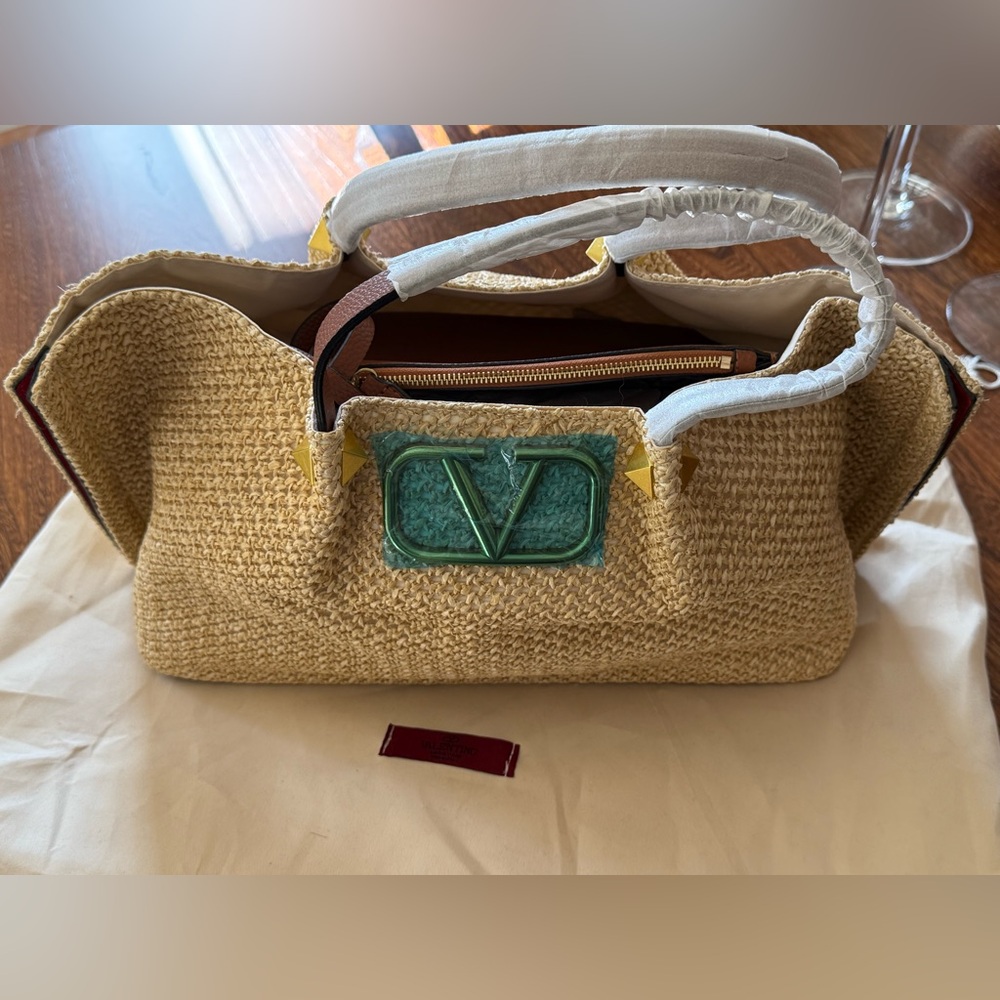 New Raffia Tote Bag with Shoulder Strap and Pouch